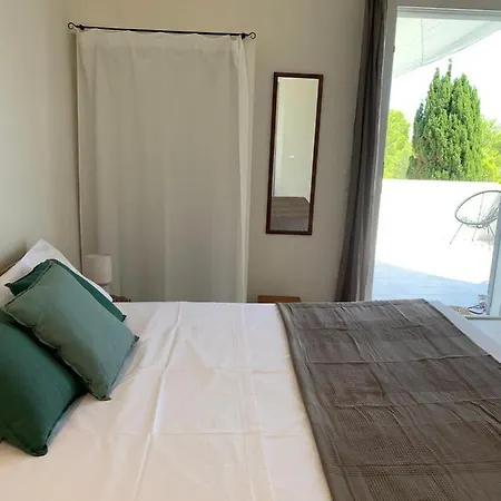 Dimora Delle Tonnare بيت ضيافة