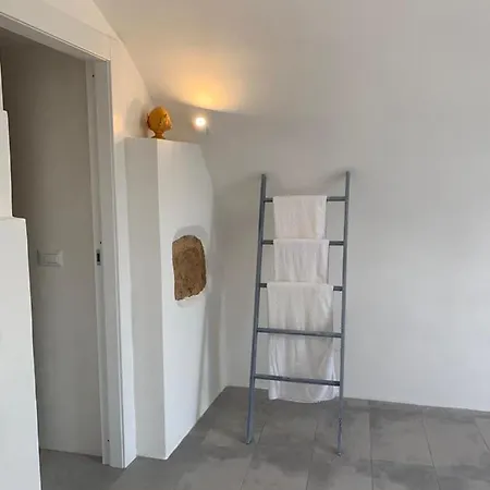 Dimora Delle Tonnare بيت ضيافة