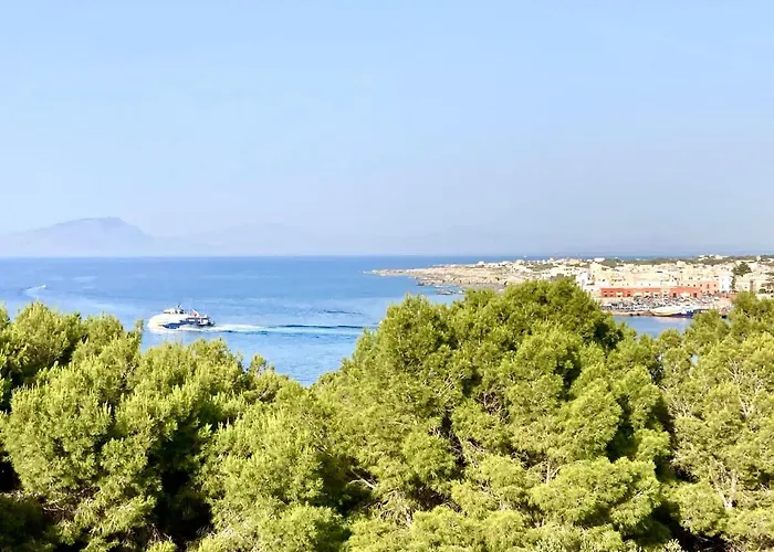 Dimora Delle Tonnare 4* 法维尼亚纳